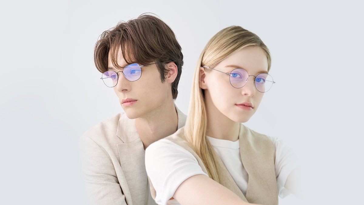 4.3g의 가벼움ㅣ10년을 책임질 7만원대 프리미엄 풀티타늄 안경