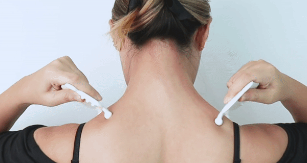 G_121_양손 승모근 색보정.gif