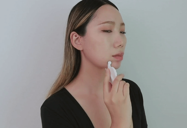 G_24-5 괄사잡고 턱부터 귀까지 (2) 속도.gif