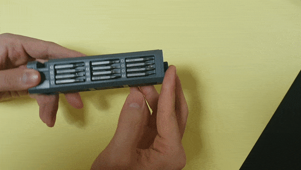 드라이버 빼고넣기 GIF.gif