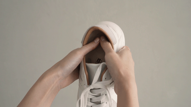 쿠션 테스트 영상(손).gif