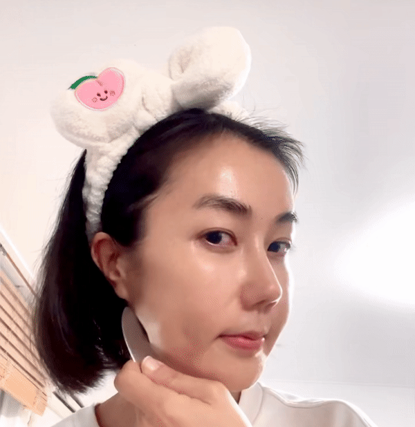 볼 눈 한번에 gif.gif