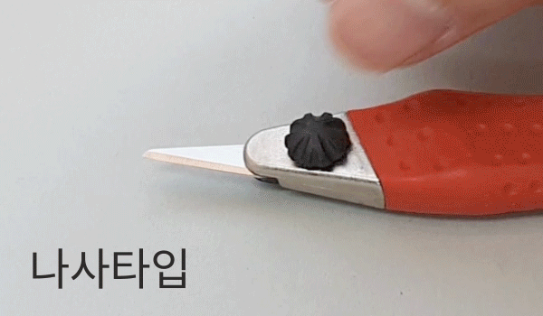 d_7_02.gif