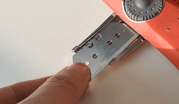 d_8_15.gif