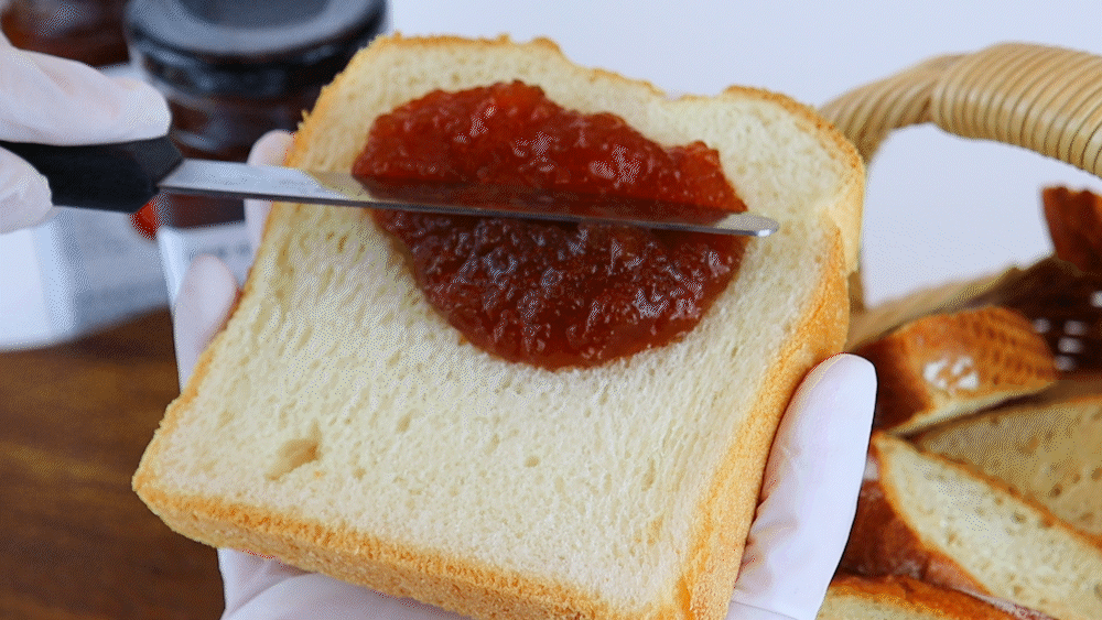 사과잼_식빵+바르는.gif
