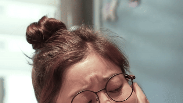 손톱.gif