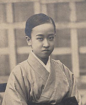 덕혜옹주 변신 움짤_디졸브 추가 ver.gif