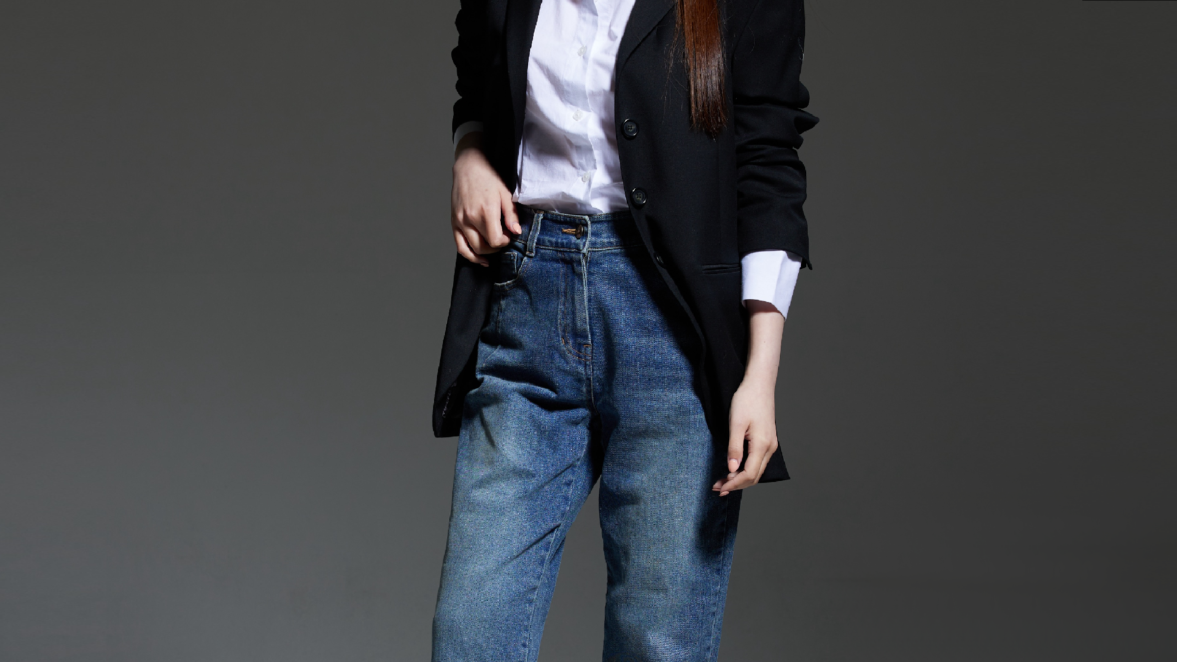 [고급 다트 청바지] 밋밋한 골반에 볼륨감 주고 편안함까지 느껴보세요