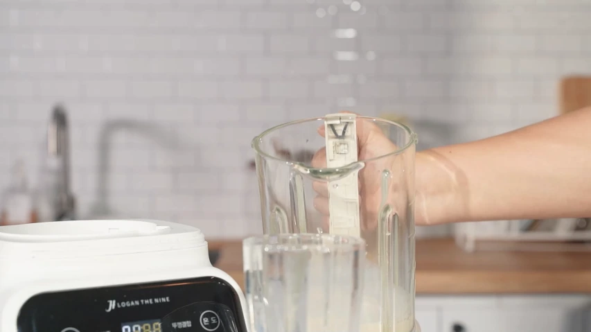 #로건더나인_눌러붙지않는 바닥.webp