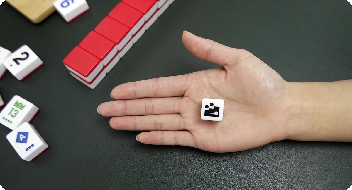 042_미션 홀라 주사위.webp