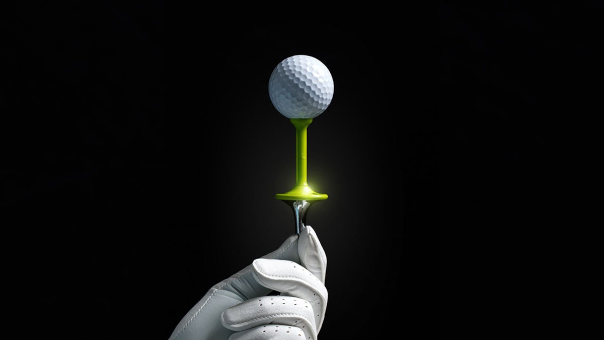 高尔夫球座的进化，金属材质的完美呈现