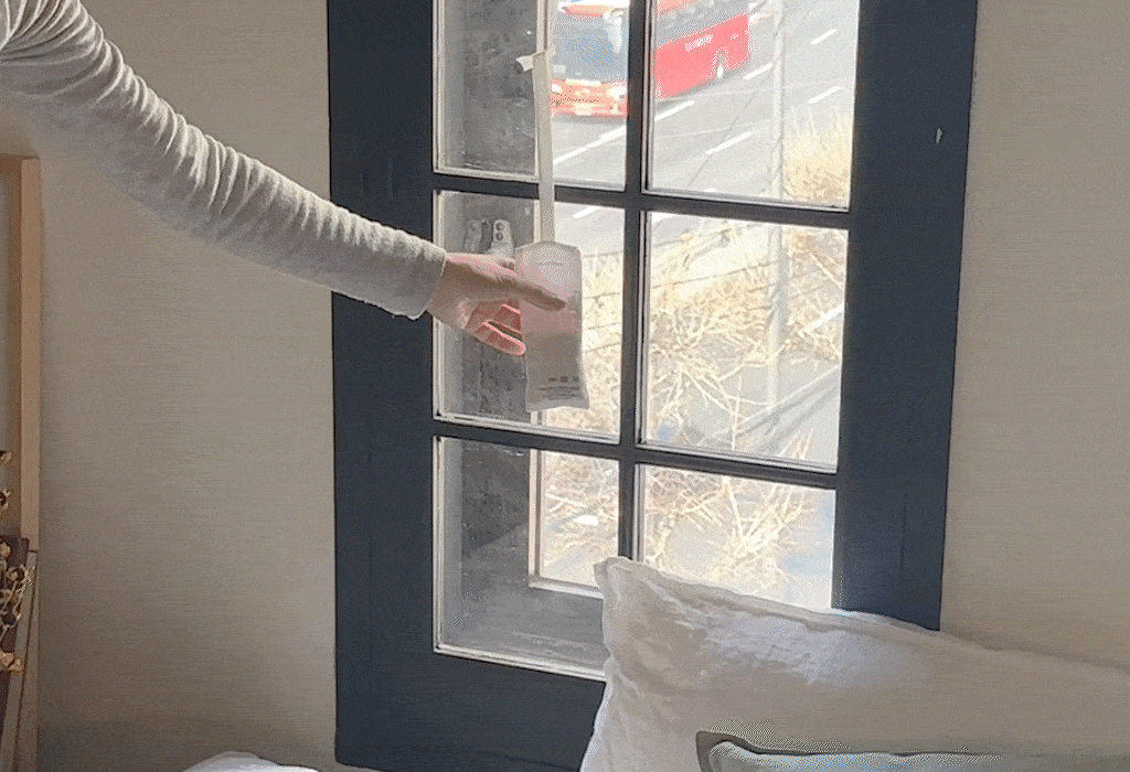 창문2-min.gif