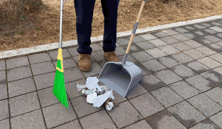 경량비 전문가용 쓸어담기.gif
