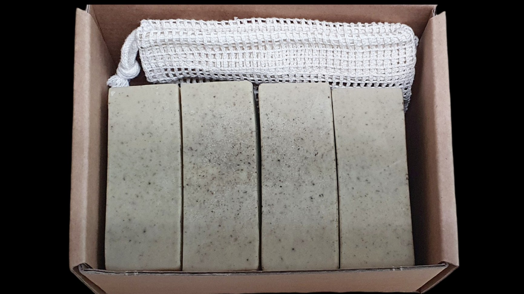 계면활성제 프리, 저자극 아로마 수제비누 "라벤더 가든(어성초)"