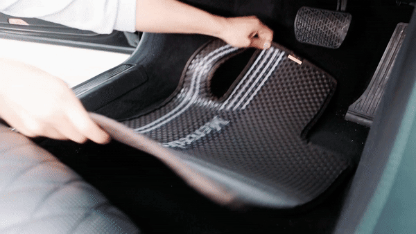 32. 간편한 장착방법.gif