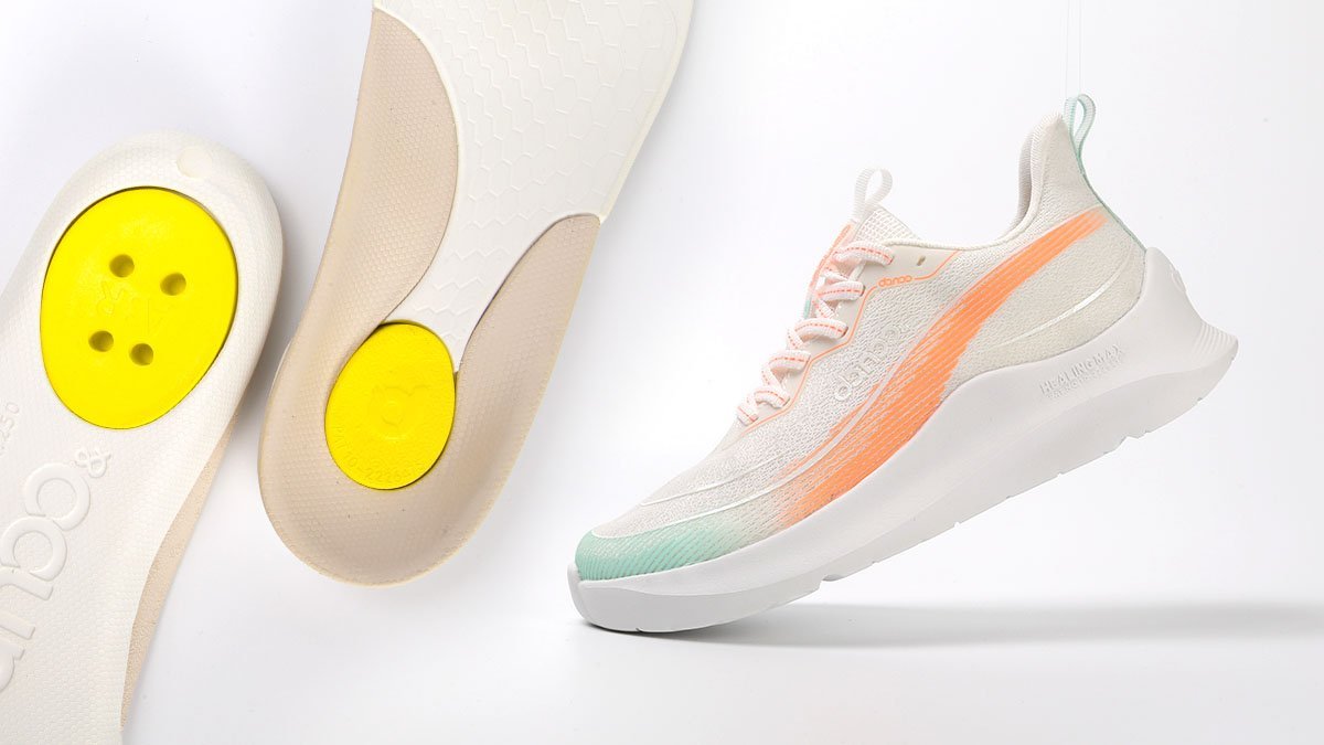 Struggling to Stand? It’s Your Fallen Arch! Comfortably Support Your Foot with Danuan Shoes