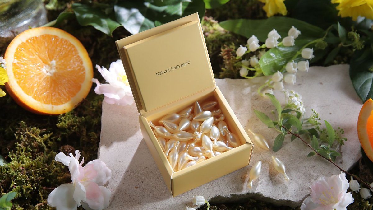 이건 초소형 캡슐향수 I 톡- 뜯는 순간 은은한 잔향이 온 몸을 휘감아요