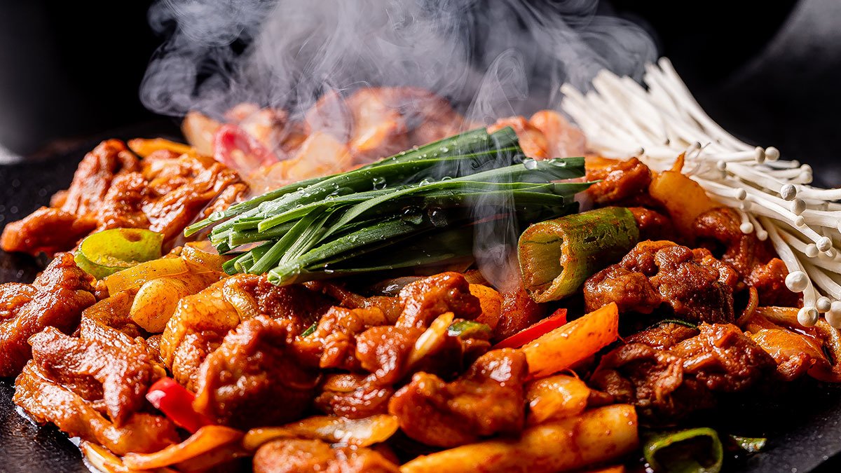 来自整只鸡仅15克的珍贵美味鸡胸脊肉来了。