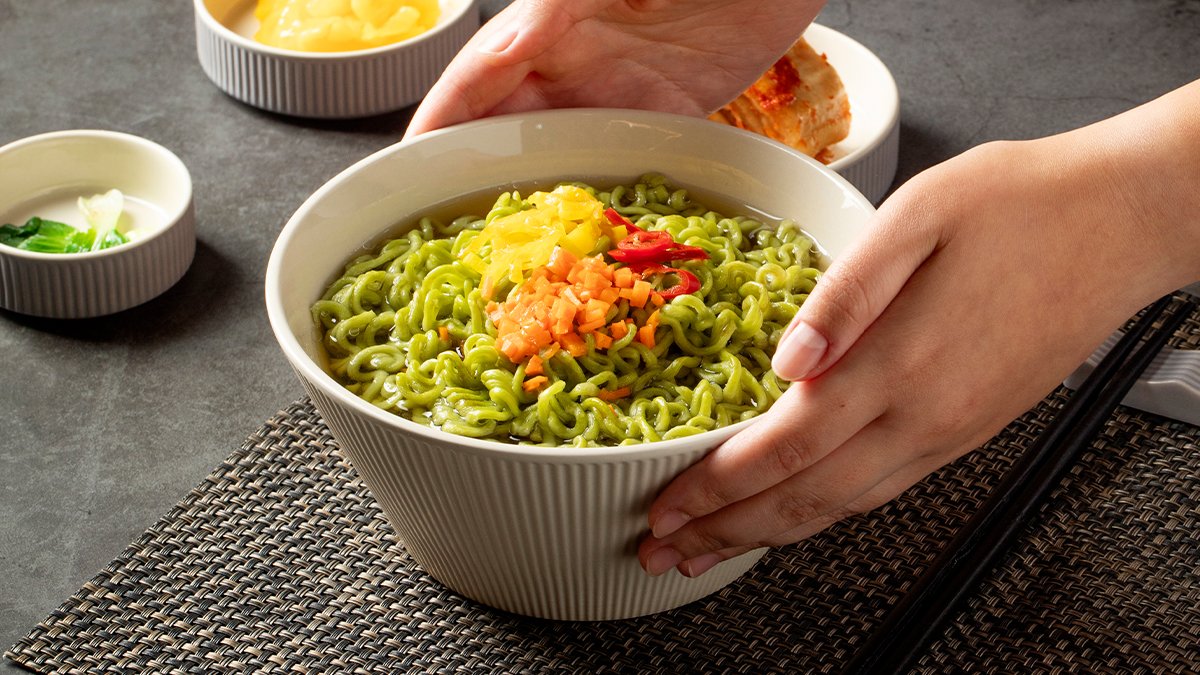 챱챱 소리나는 식감! 클로렐라 면으로 쫄깃 탱탱! 비건 라면, 그린챱챱면