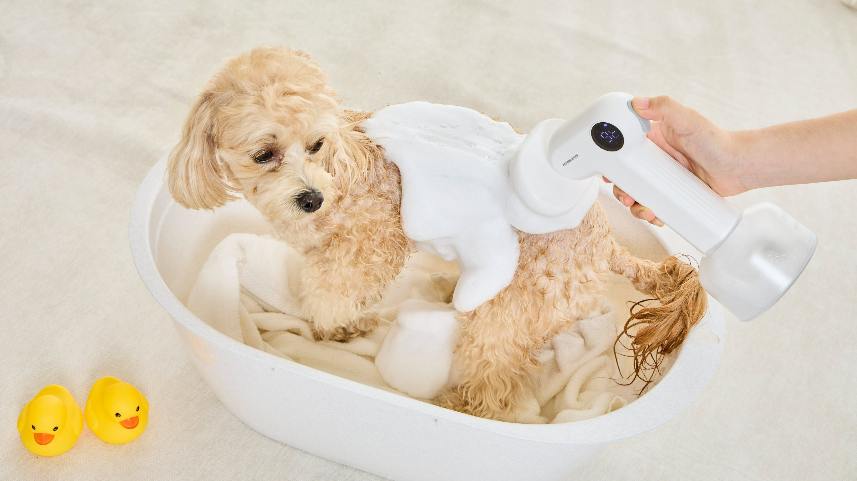 [Brush Bath Foam Maker] Luxuriously rich foam for an easy refreshing bath