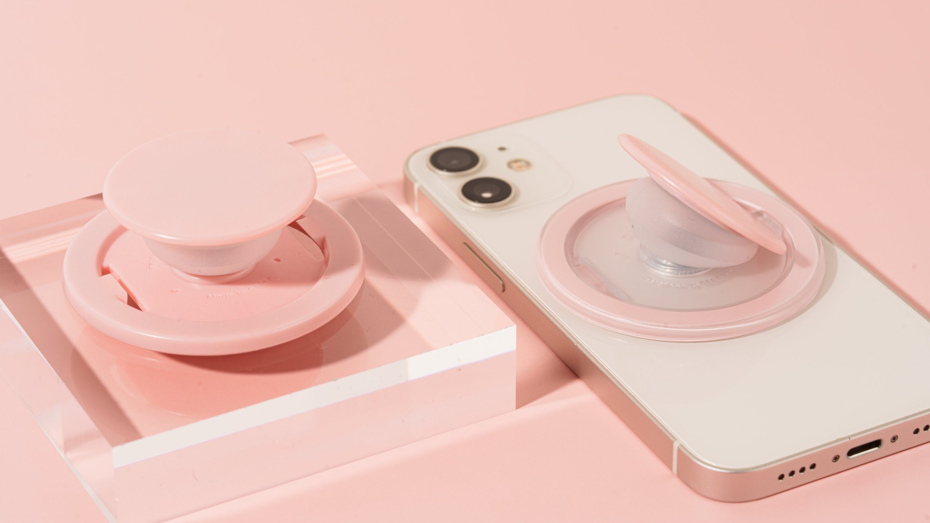 [Redbean] You Know That Irresistible Feeling? | MagSafe Grip Phone Holder