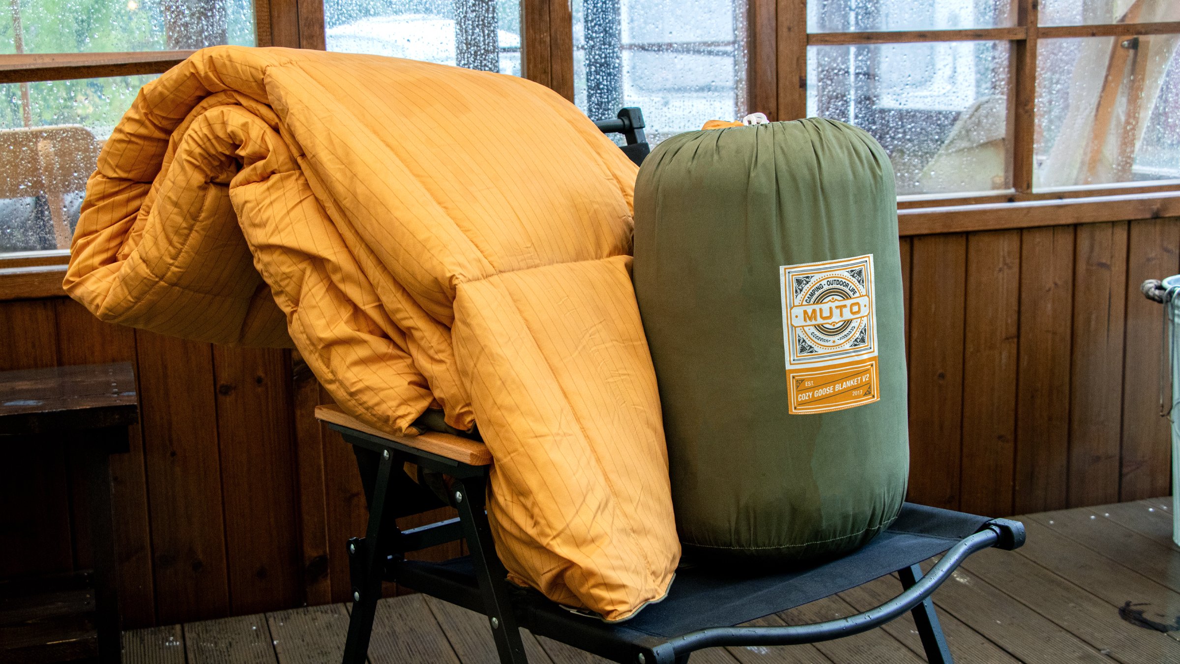 “露营鹅绒被+收纳袋”4万元左右｜露营必备四季单品！