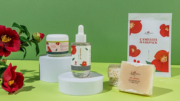 바다의 금강산, 거제 해금강 마을에서 만든 천연 동백 화장품