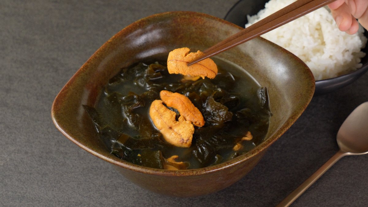 [お盆前配送] お盆にはポハン産天然ワカメ！王様も羨むワカメスープミールキット