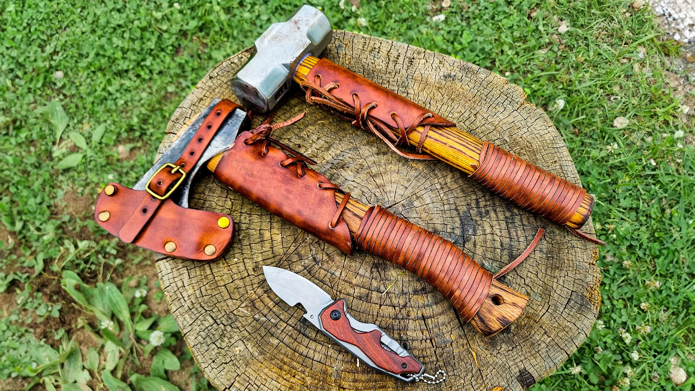 露营必备三件套：破坏斧、锤子、折叠刀，热销再加推