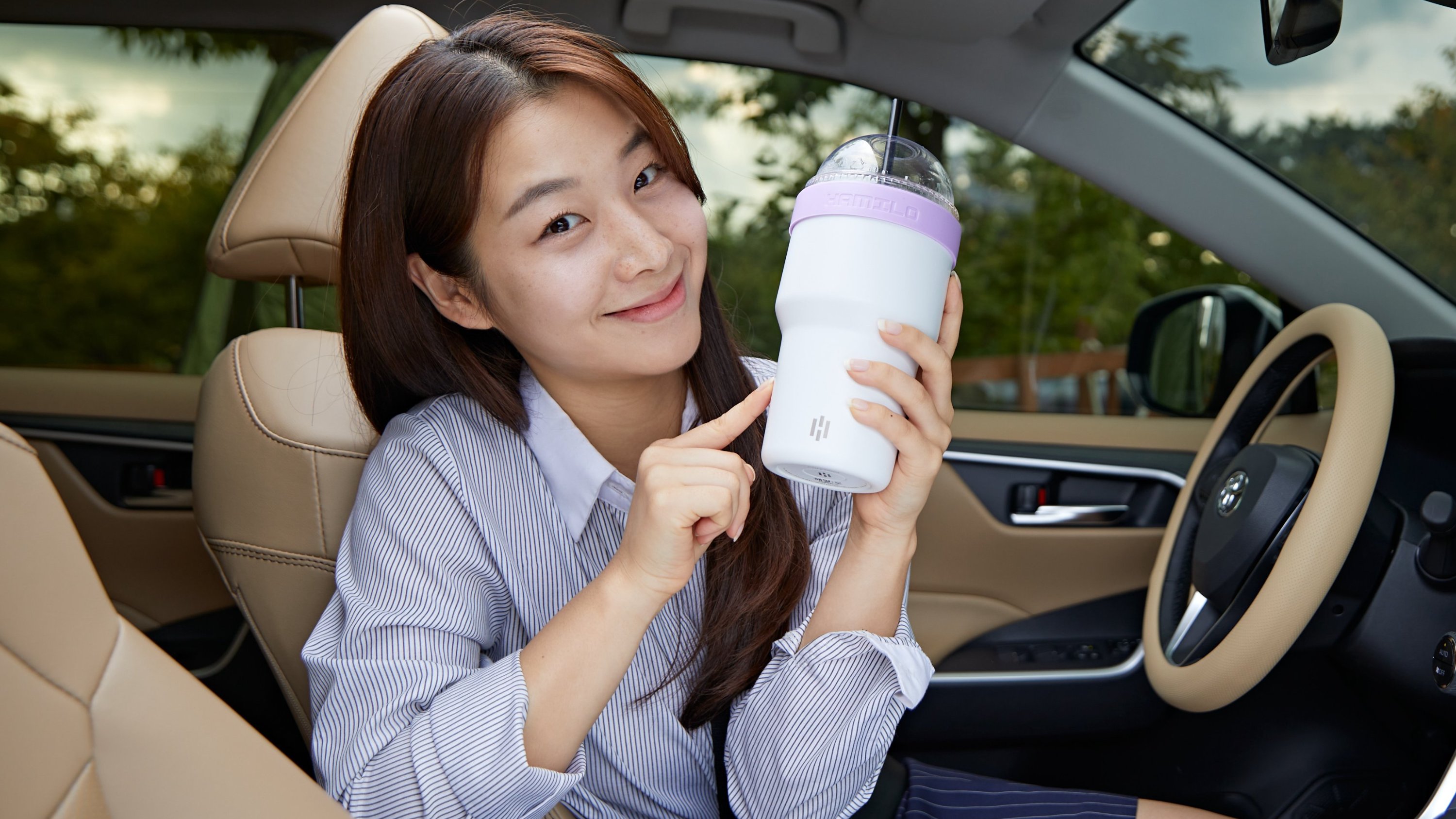 軽くて実用的なヘミルロ スリーブラータンブラー – アイスもホットもどこでも！