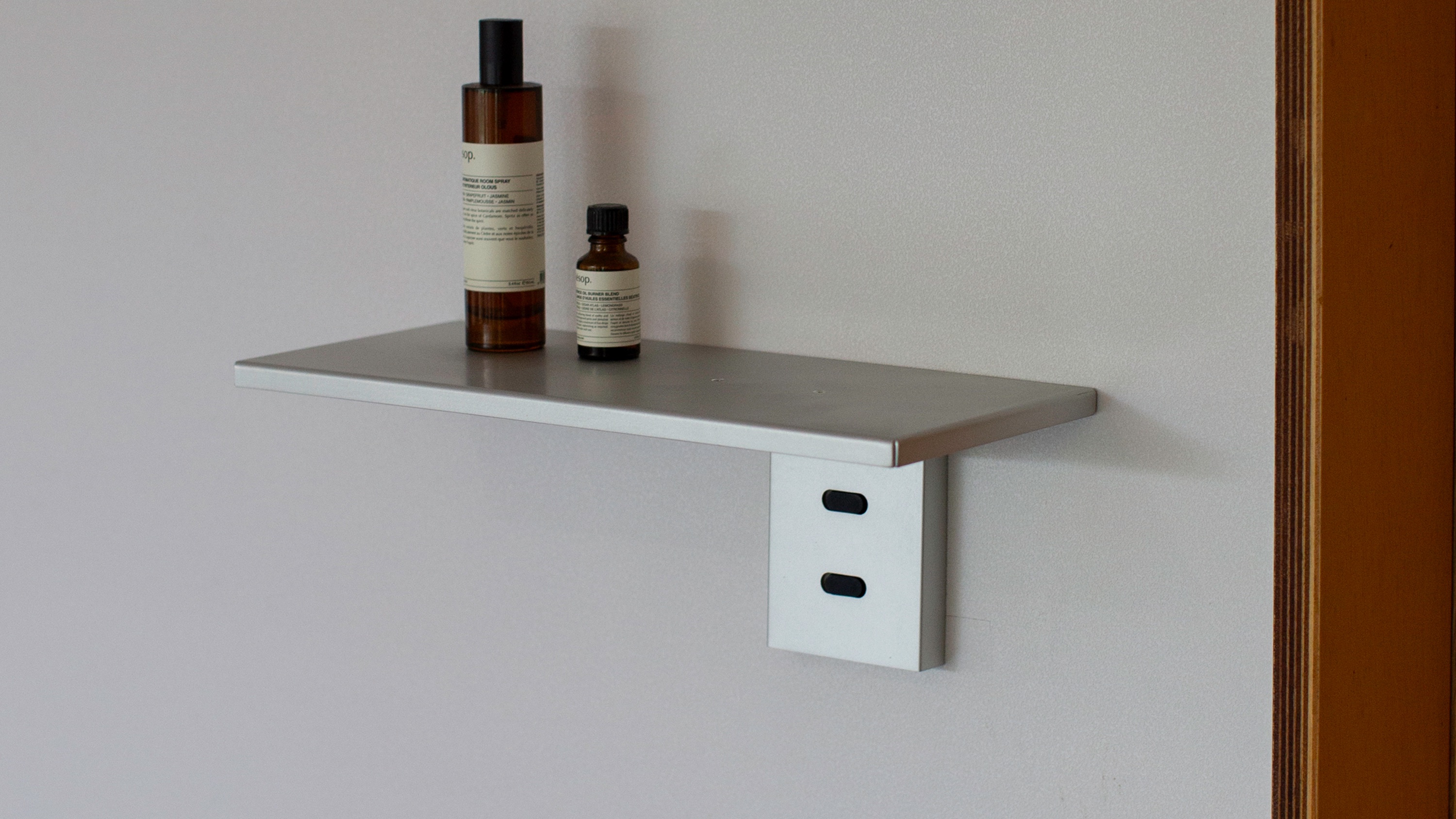 [SNS Sensation] Sleek No-Drill Switch & Outlet Cover Shelf | Arque MutaY