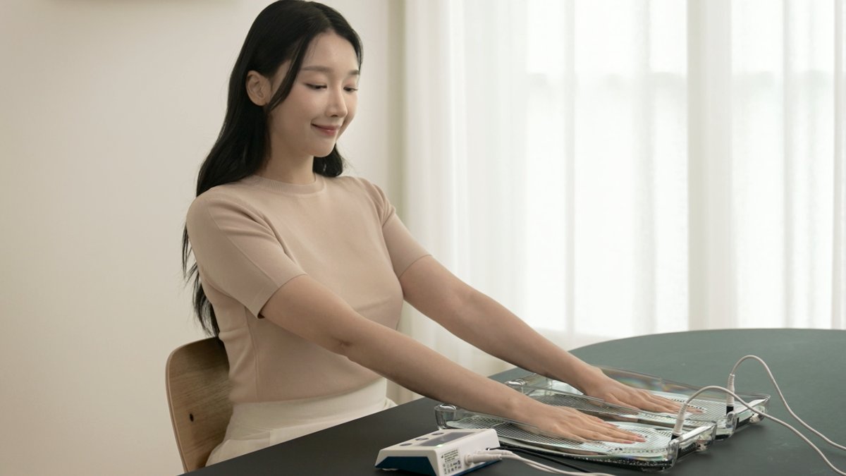손,발, 겨드랑이 항상 축축하다면? 수술 없이 집에서 <다한증> 치료! 
