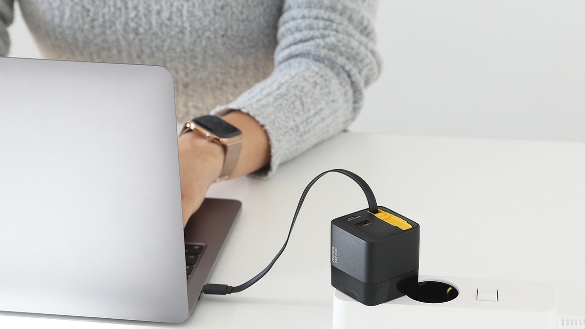 Neat and Tidy with Built-in Cable! 65W Ultra-Fast PD 3-in-1 Reel Charger