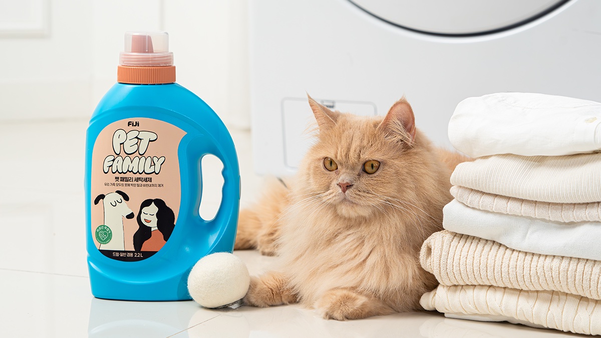 驱除潮湿异味与衣物毛发的奇迹宠物专用洗衣液