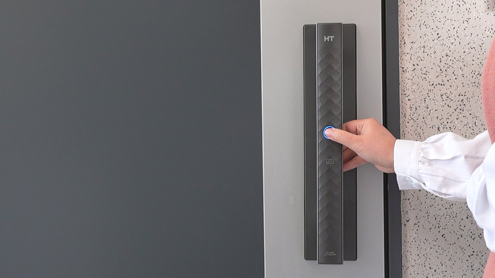 외부침입 절대불가ㅣ0초 즉시 잠김, 도어락은 제대로 잠겨야합니다