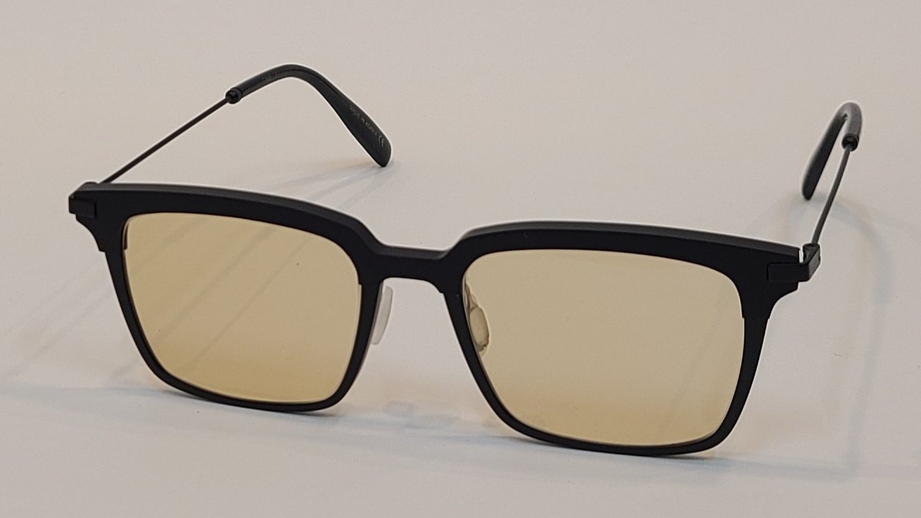 軽やかでセンス良く、爽やかなモダンオーバーフィットメガネ l HON