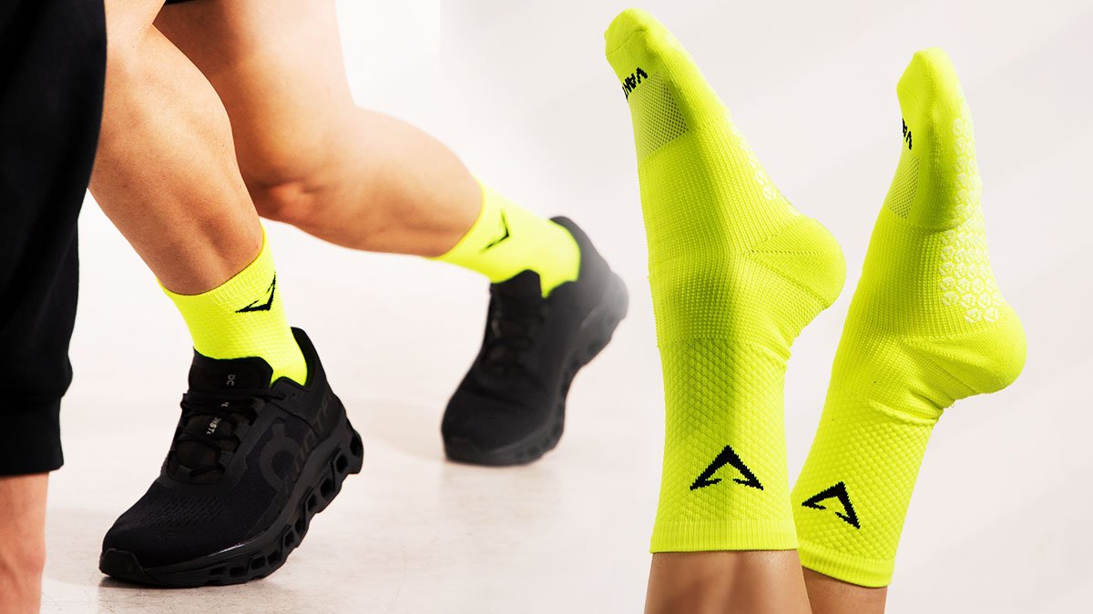 Essential items for improving athletic performance selected by professional athletes | Vantage Socks created by physical therapists