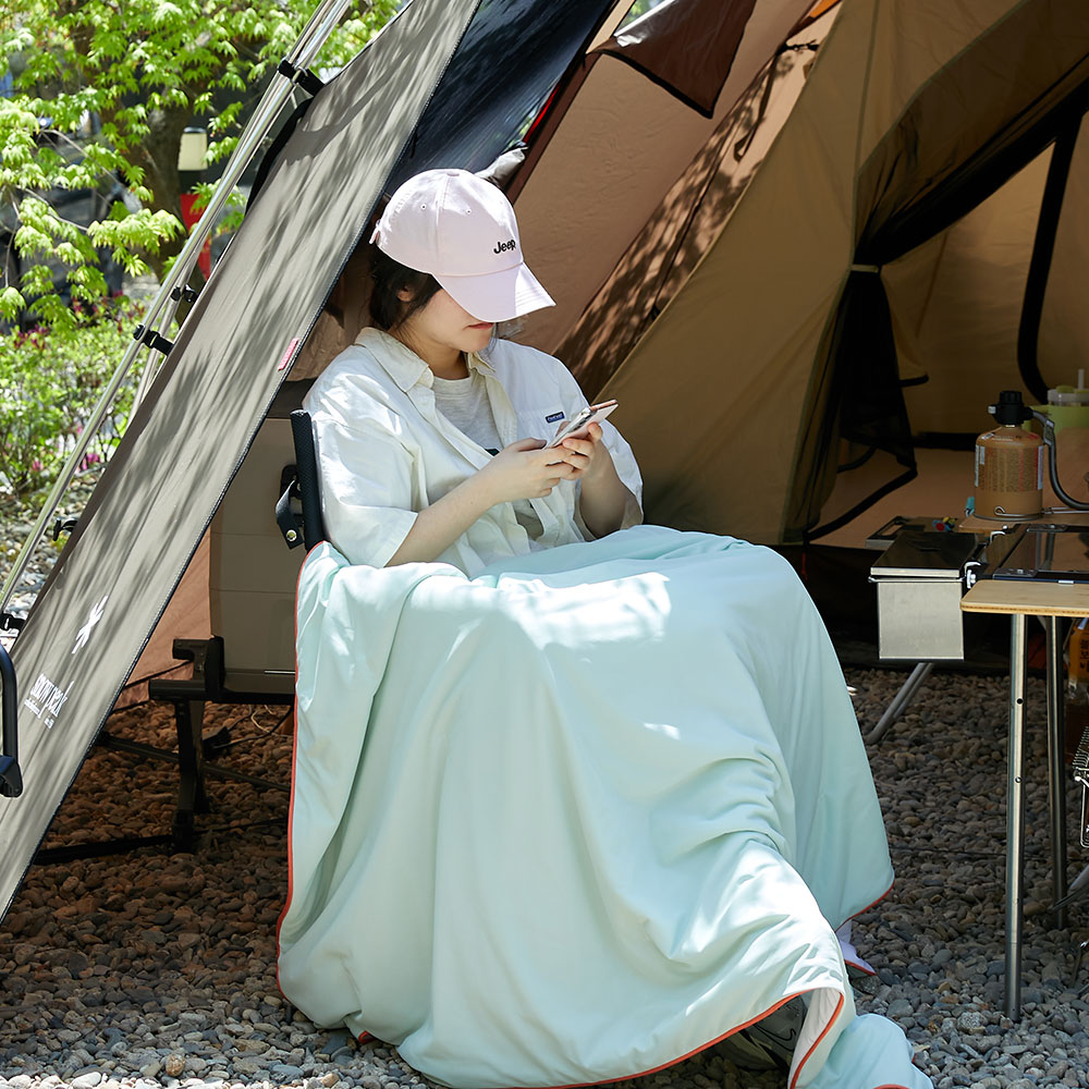 キャンプ用品 Wadiz限定]涼感リップストップ キャンプブランケットで夏キャンプ快適