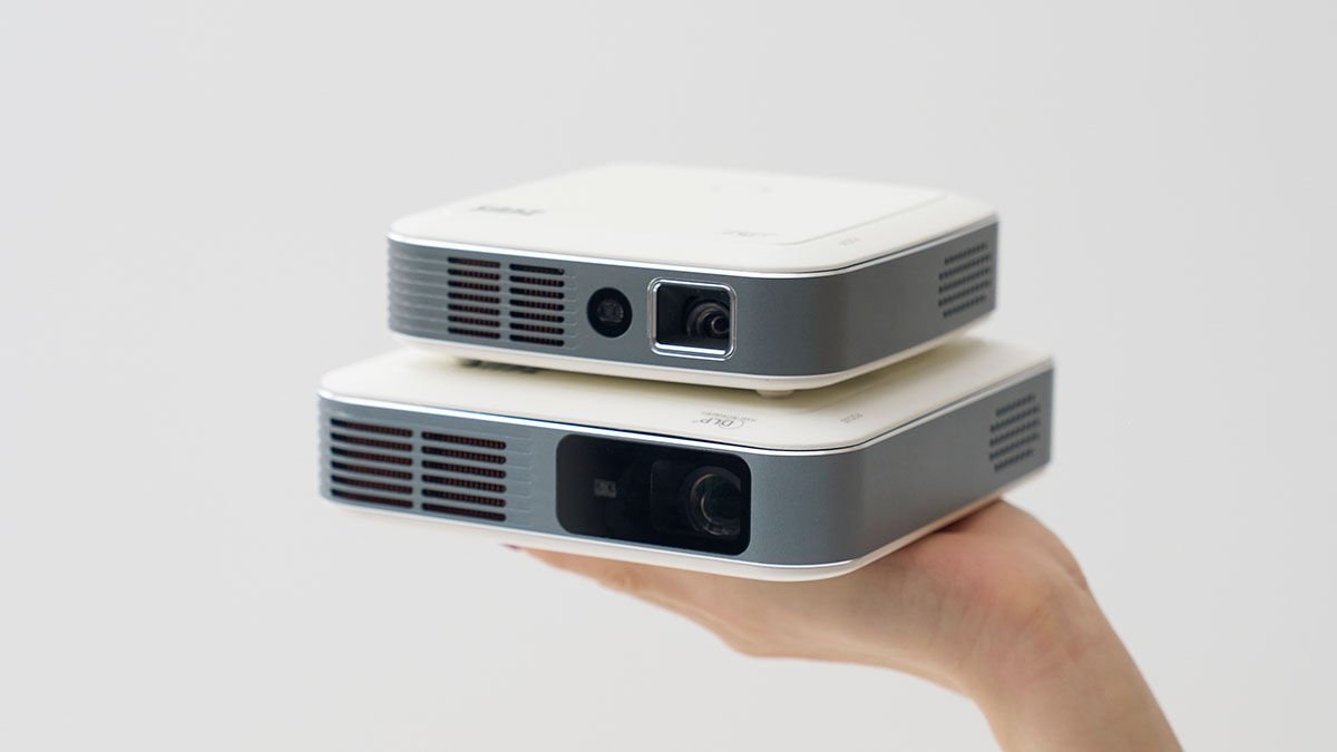 无可比拟的自动梯形校正与自动对焦，史上最强迷你投影仪 | Zeus