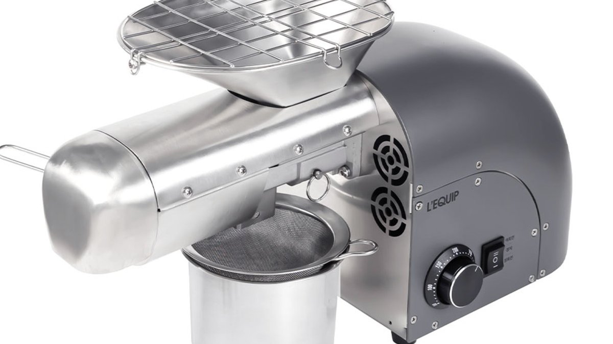 Fresh and healthy every day!! Lequip Oil Press Stainless Steel Oil Extractor