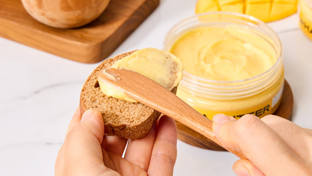ファミリーレストランの食前パンにぴったりなバター［マンゴースプレッド＆ブラウンブレッド］