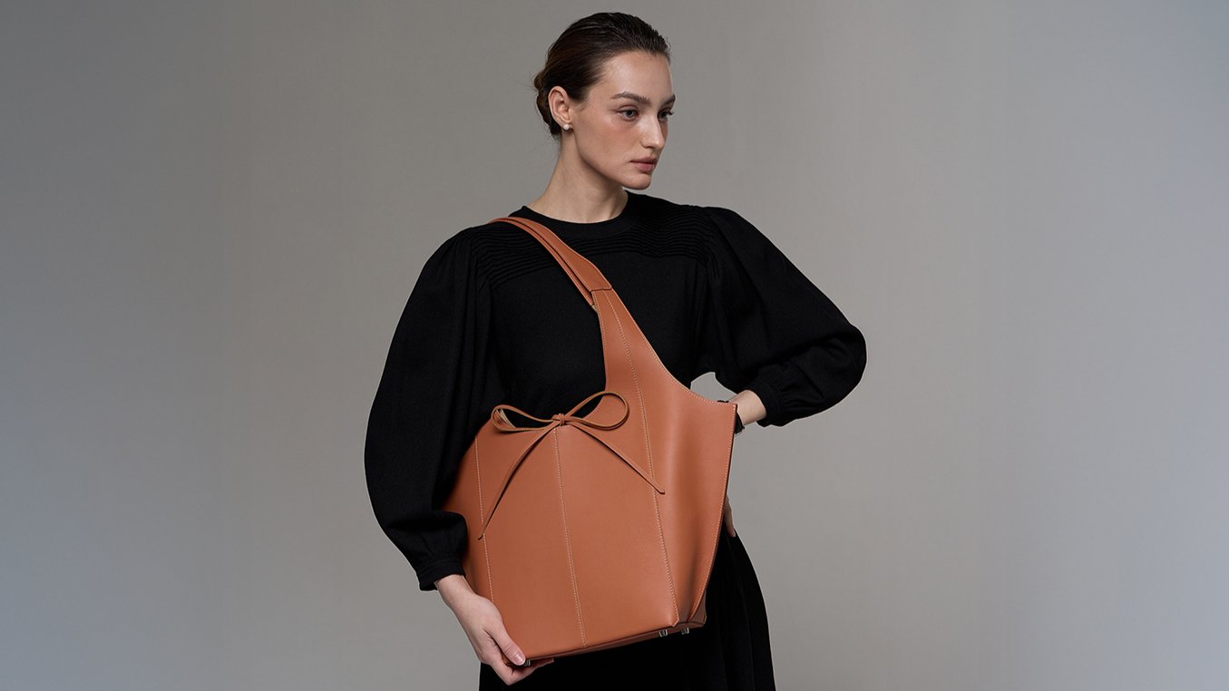 [wadiz限定]由Burberry出身的匠人使用爱马仕皮革制作的奢侈品包