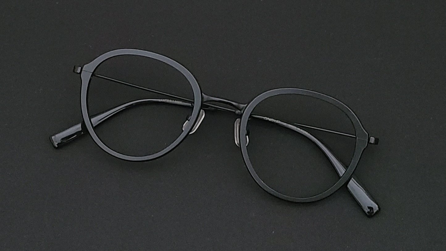 [ ナント眼鏡 ] 軽快なルック、クリップオン眼鏡のクールな選択