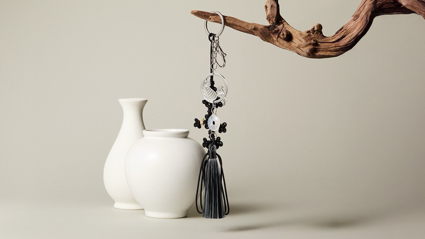 あなたの空間を守る韓国のお守り｜風水アイテム ホジャクキーリング＆ホジャク文種