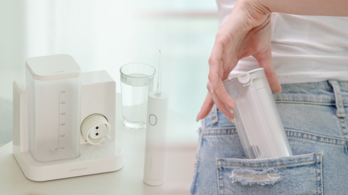 A 17-year-old electronics manufacturing company is directly launching a 2-in-1 oral irrigator.