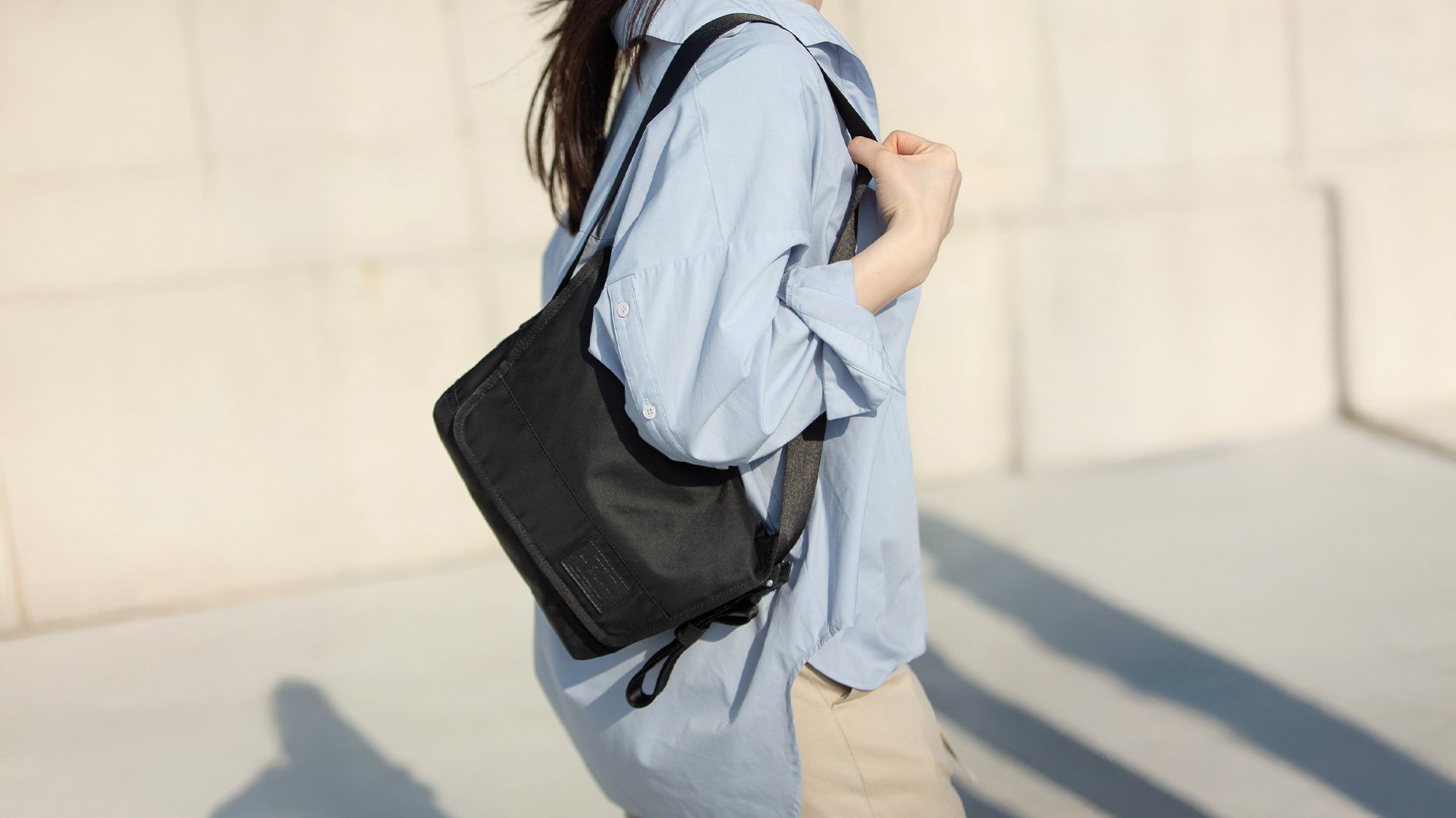 A bag for everyday life, travel, and every moment. TRVR