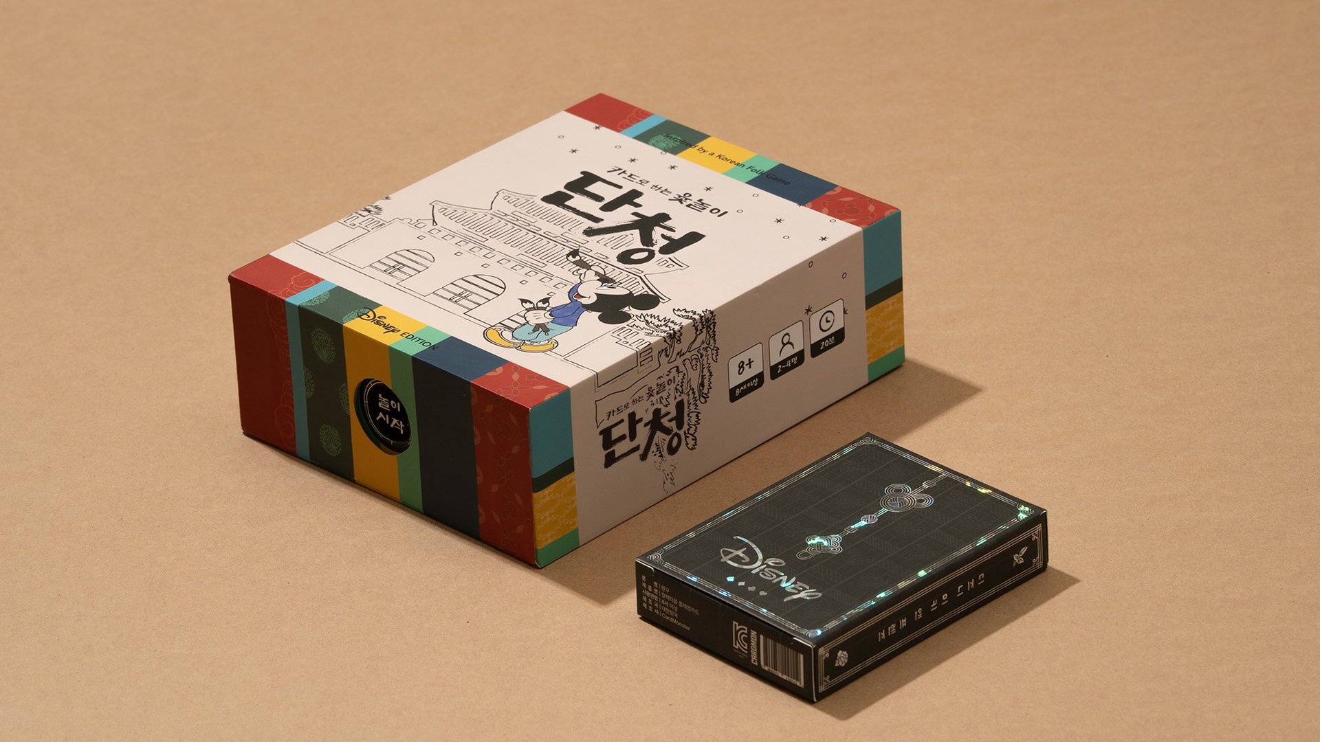 [Disney] Board game featuring the beauty of Korea, Dancheong & Mickey in Korea Playing Cards