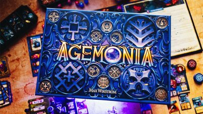 방대한 세계관의 협력 어드벤처 게임, 아게모니아