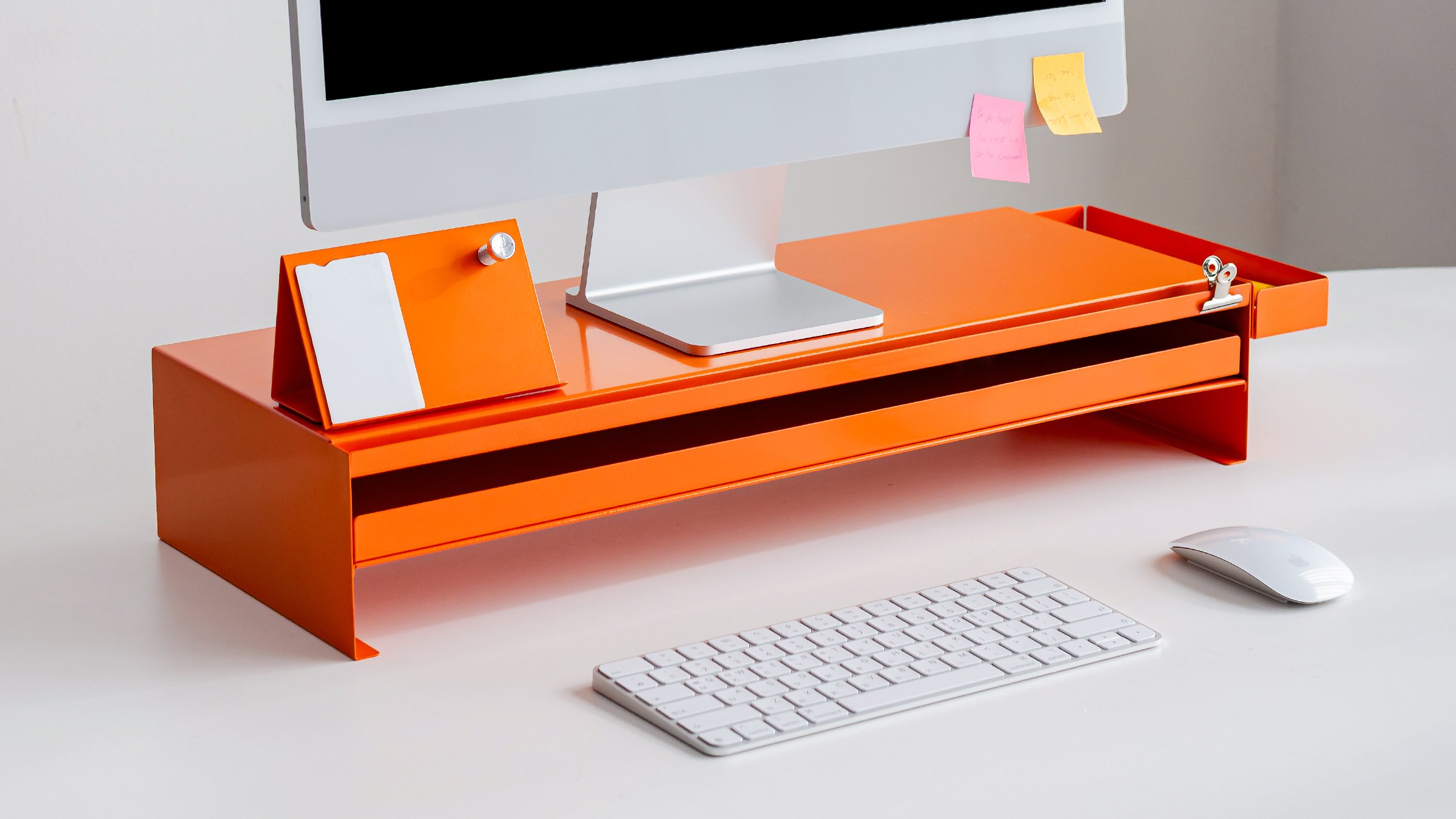 用7种潮流色彩与磁吸配件打造专属我的桌面布置