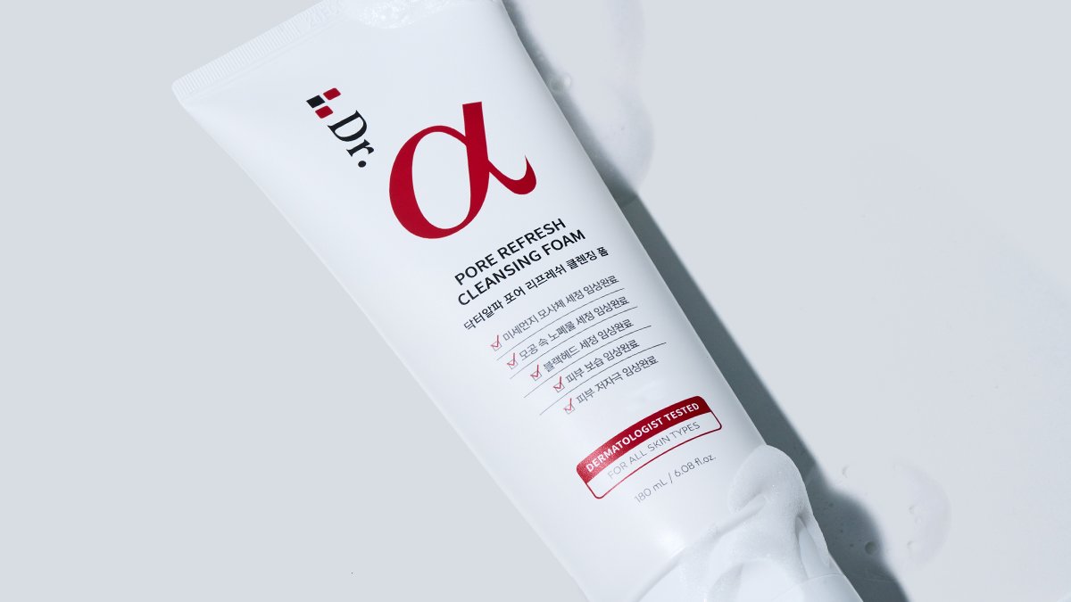 [洁面泡沫]深入毛孔深处护理，专利成分实现角质·保湿全方位护理